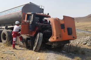 تصادف تریلی محور آذرشهر عجبشیر