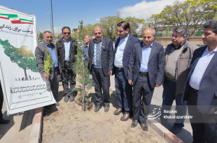 کاشت ۴۰۰ اصله نهال در آذرشهر به مناسبت روز زمین پاک
